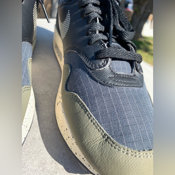 Nike Air Max 1 ‘Medium Olive’ AO1021-200 - Picture 10 of 13